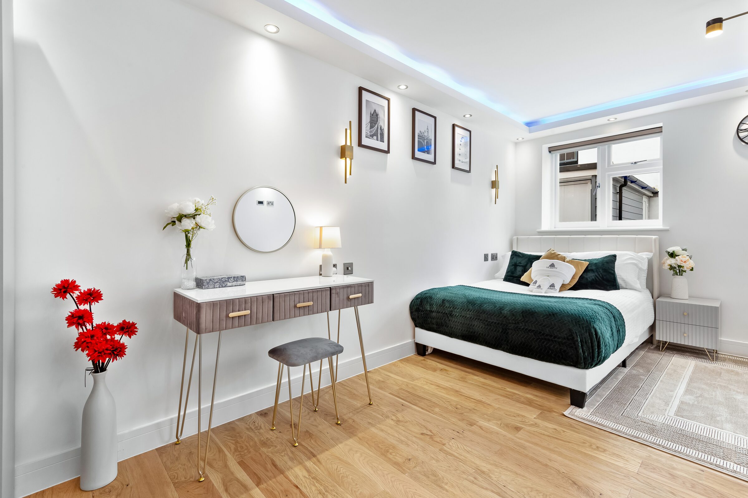 Bedroom dressing area