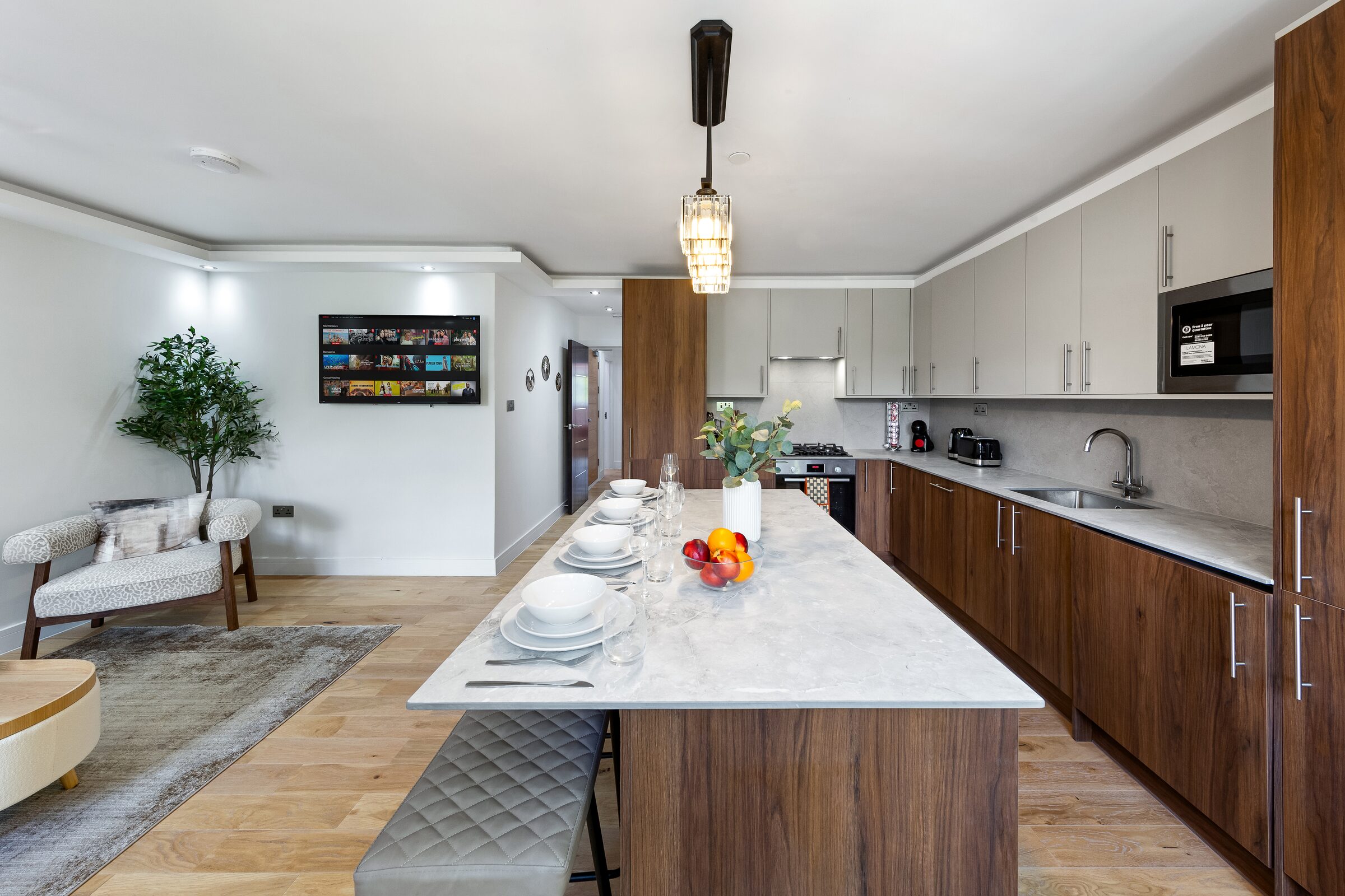 Kitchen and living open-plan wide view