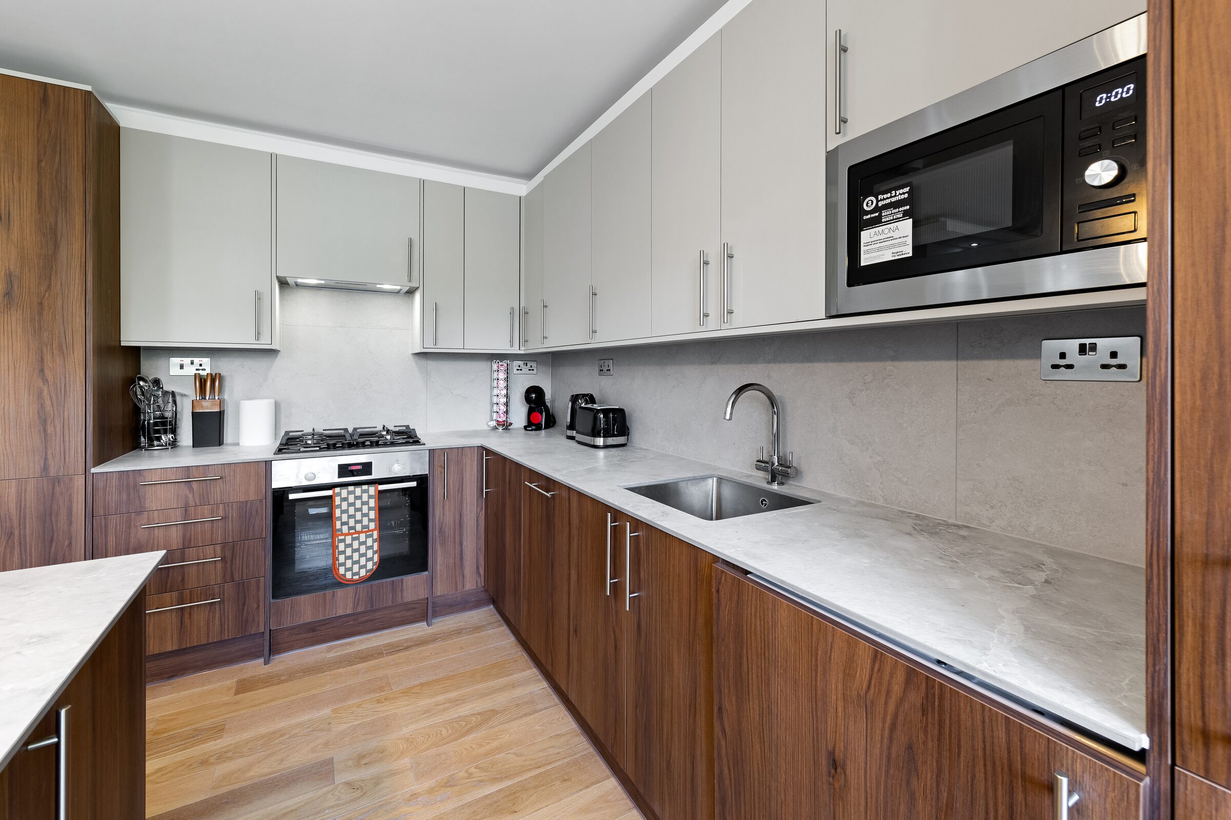 Kitchen cabinetry and hob