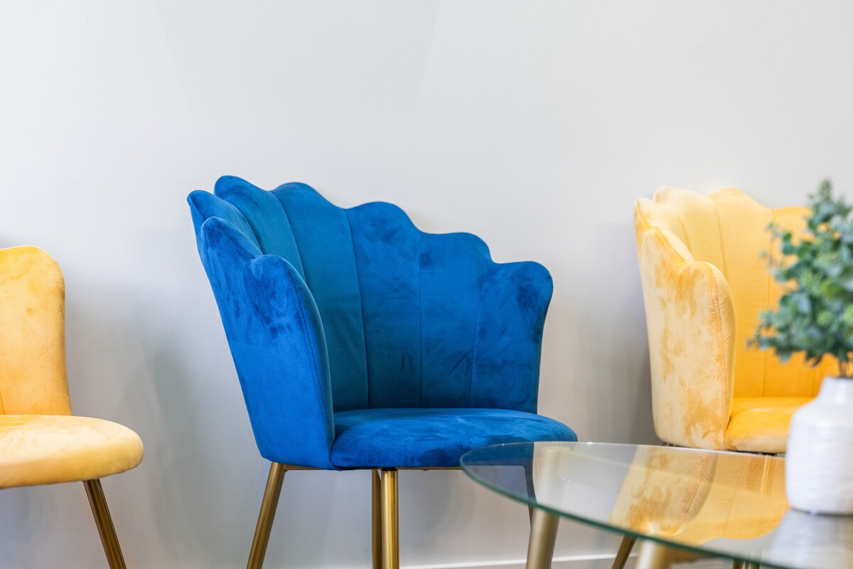 Velvet accent chairs